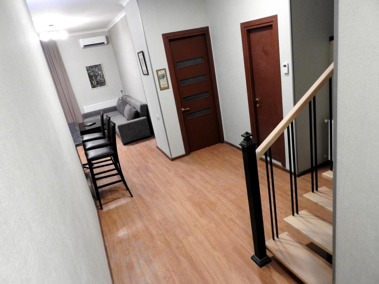 New Tbilisi Terrace Apartment Ngoại thất bức ảnh